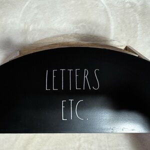 Really nice Rae Dunn mail holder